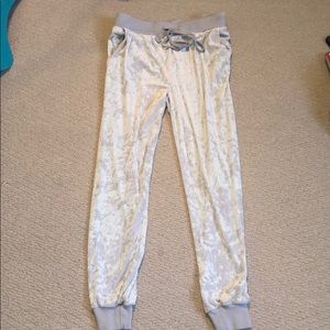 American Eagle velvet joggers